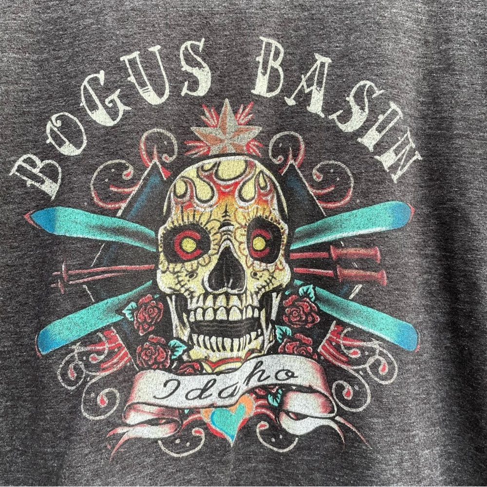 Blue 84 Shirts‎ Mens Large Grey Skull Face Print Hollowee Casual Unique comfort - Picture 2 of 10